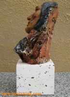 Western Figur Crazy Horse auf einem Sockel